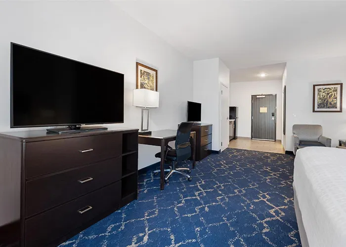 Best Western Plus New Richmond Inn & Suites